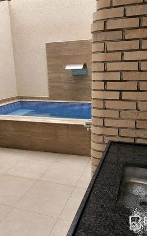 Casa à venda com 160m², 3 quartos e 4 vagas