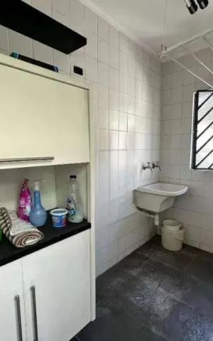 Casa à venda com 119m², 3 quartos e 2 vagas Casa à venda com 119m², 3 quartos e 2 vagasBanheiro