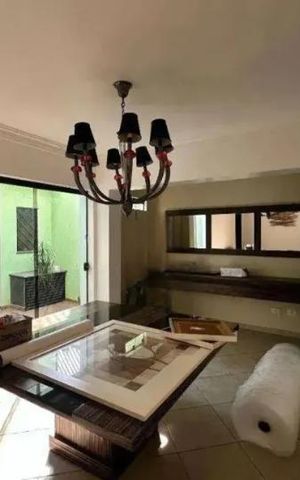 Casa à venda com 119m², 3 quartos e 2 vagas Casa à venda com 119m², 3 quartos e 2 vagasSala