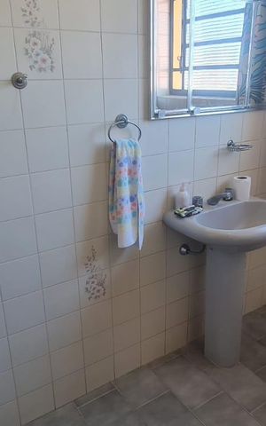 Casa à venda com 261m², 5 quartos e 3 vagas