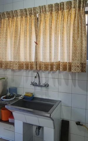Casa à venda com 261m², 5 quartos e 3 vagas Casa à venda com 261m², 5 quartos e 3 vagasÁrea de serviço