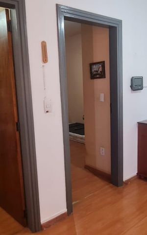 Casa à venda com 261m², 5 quartos e 3 vagas Casa à venda com 261m², 5 quartos e 3 vagasCorredor