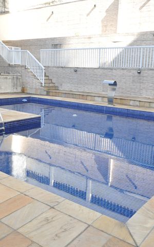 Apartamento para alugar com 65m², 2 quartos e 1 vagaÁrea comum - Piscina