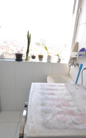 Apartamento para alugar com 65m², 2 quartos e 1 vagaÁrea de Serviço