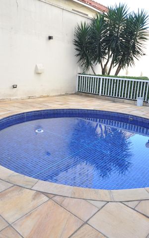 Apartamento para alugar com 65m², 2 quartos e 1 vagaÁrea comum - Piscina