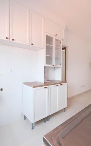 Apartamento à venda com 34m², 2 quartos e sem vaga Apartamento à venda com 34m², 2 quartos e sem vagaÁrea de serviço