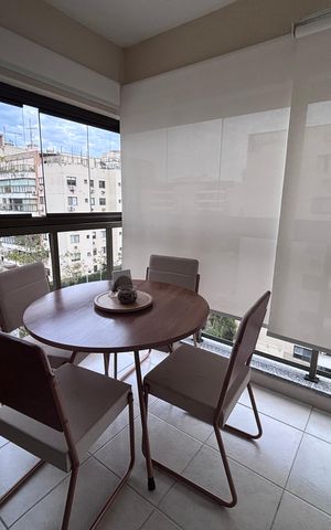 Apartamento à venda com 86m², 4 quartos e 1 vagaVaranda