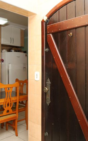 Casa à venda com 225m², 3 quartos e 4 vagasÁrea de Serviço