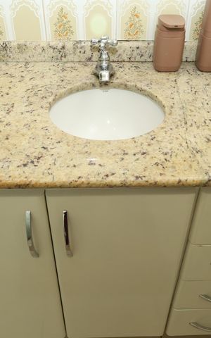 Casa à venda com 225m², 3 quartos e 4 vagasBanheiro