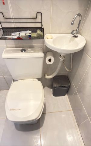 Casa para alugar com 65m², 3 quartos e 1 vaga Casa para alugar com 65m², 3 quartos e 1 vagaBanheiro Social