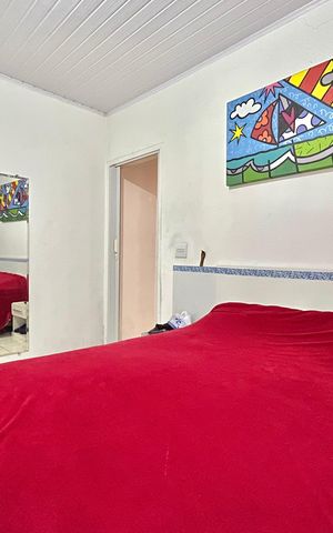 Casa para alugar com 250m², 5 quartos e 2 vagas Casa para alugar com 250m², 5 quartos e 2 vagasQuarto 1 Casa 1