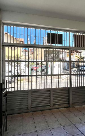 Casa para alugar com 250m², 5 quartos e 2 vagas Casa para alugar com 250m², 5 quartos e 2 vagasGaragem Casa 2