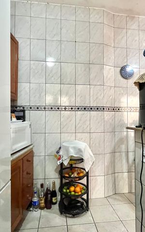 Casa para alugar com 250m², 5 quartos e 2 vagas Casa para alugar com 250m², 5 quartos e 2 vagasCozinha Casa 2