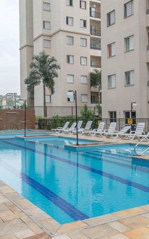 Apartamento à venda com 52m², 2 quartos e 1 vaga Apartamento à venda com 52m², 2 quartos e 1 vagaÁrea comum - Piscina