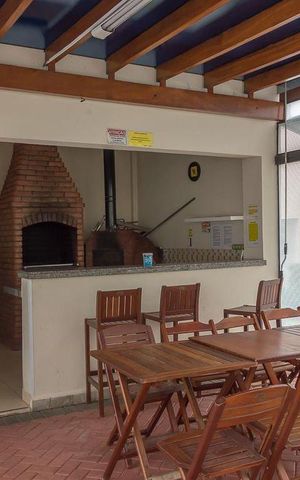 Apartamento à venda com 52m², 2 quartos e 1 vaga Apartamento à venda com 52m², 2 quartos e 1 vagaÁrea comum - Churrasqueira