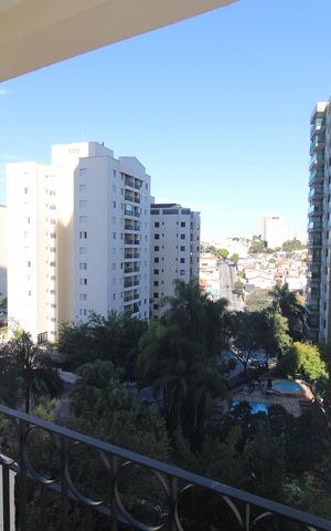 Apartamento à venda com 52m², 2 quartos e 1 vagaSala - Varanda