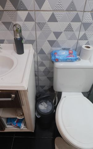 Casa à venda com 150m², 3 quartos e 3 vagasBanheiro 