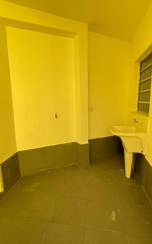Casa à venda com 90m², 2 quartos e 1 vaga Casa à venda com 90m², 2 quartos e 1 vagaÁrea de Serviço