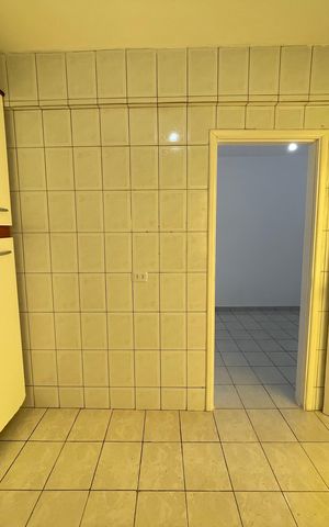 Casa à venda com 90m², 2 quartos e 1 vaga Casa à venda com 90m², 2 quartos e 1 vagaCozinha