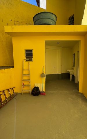 Casa à venda com 90m², 2 quartos e 1 vaga Casa à venda com 90m², 2 quartos e 1 vagaQuintal