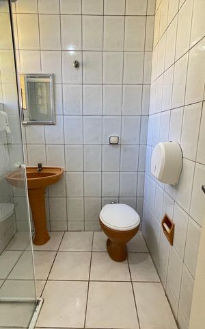 Casa à venda com 90m², 2 quartos e 1 vaga Casa à venda com 90m², 2 quartos e 1 vagaBanheiro Social