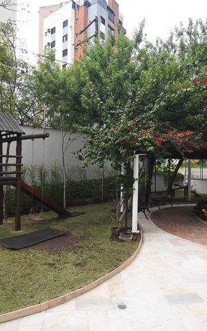 Apartamento à venda com 110m², 2 quartos e 2 vagas Apartamento à venda com 110m², 2 quartos e 2 vagasPlayground