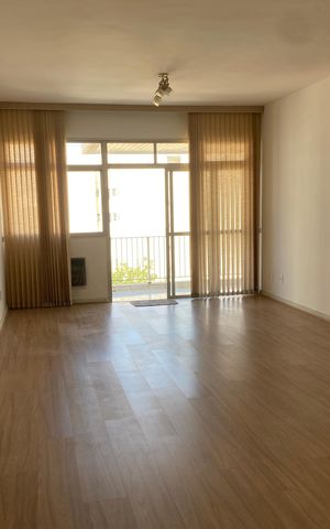 Apartamento para alugar com 125m², 3 quartos e 3 vagas Apartamento para alugar com 125m², 3 quartos e 3 vagasQuarto
