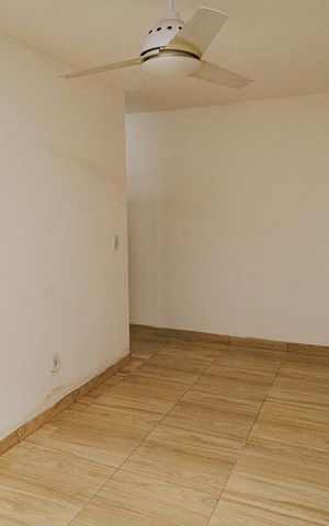 Apartamento à venda com 56m², 2 quartos e 1 vaga Apartamento à venda com 56m², 2 quartos e 1 vagaSala