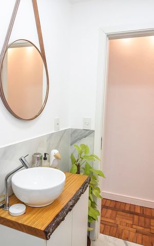 Apartamento à venda com 105m², 2 quartos e sem vaga Apartamento à venda com 105m², 2 quartos e sem vagaBanheiro Social
