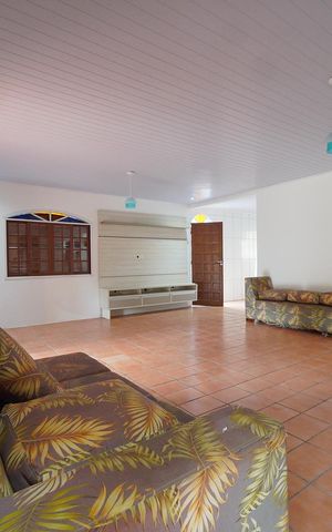 Casa para alugar com 240m², 3 quartos e 12 vagasSala