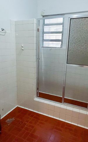 Casa para alugar com 479m², 4 quartos e 4 vagas Casa para alugar com 479m², 4 quartos e 4 vagasBanheiro social