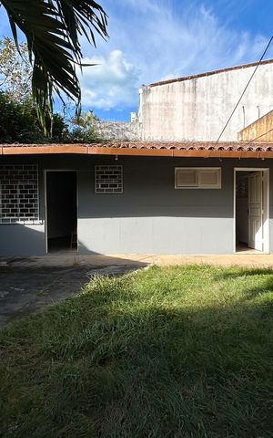 Casa para alugar com 479m², 4 quartos e 4 vagas Casa para alugar com 479m², 4 quartos e 4 vagasÁrea externa