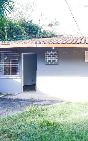 Casa para alugar com 479m², 4 quartos e 4 vagas Casa para alugar com 479m², 4 quartos e 4 vagasÁrea externa