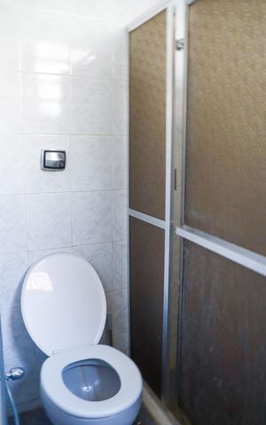 Casa para alugar com 479m², 4 quartos e 4 vagas Casa para alugar com 479m², 4 quartos e 4 vagasBanheiro da suíte