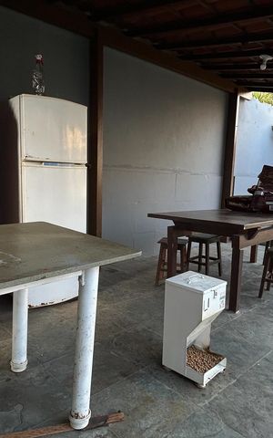 Casa para alugar com 479m², 4 quartos e 4 vagas Casa para alugar com 479m², 4 quartos e 4 vagasÁrea externa