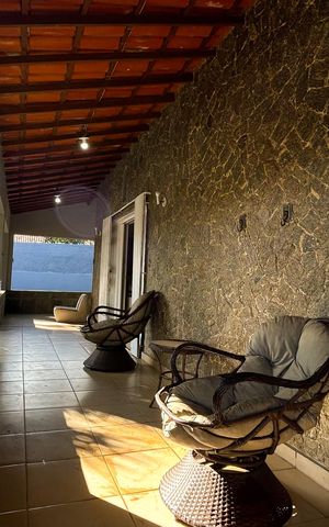 Casa para alugar com 479m², 4 quartos e 4 vagas Casa para alugar com 479m², 4 quartos e 4 vagasÁrea externa