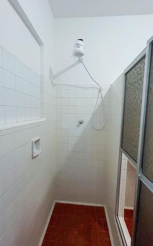 Casa para alugar com 479m², 4 quartos e 4 vagas Casa para alugar com 479m², 4 quartos e 4 vagasBanheiro social