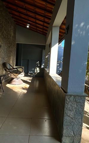 Casa para alugar com 479m², 4 quartos e 4 vagas Casa para alugar com 479m², 4 quartos e 4 vagasÁrea externa