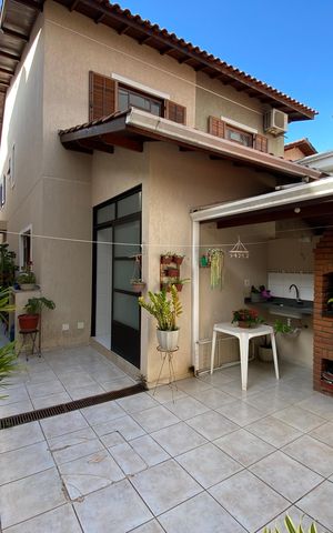 Casa à venda com 175m², 3 quartos e 4 vagas