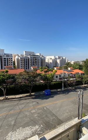 Casa à venda com 175m², 3 quartos e 4 vagas Casa à venda com 175m², 3 quartos e 4 vagasvista do quarto