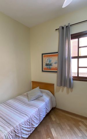 Casa à venda com 175m², 3 quartos e 4 vagas Casa à venda com 175m², 3 quartos e 4 vagasQuarto 2