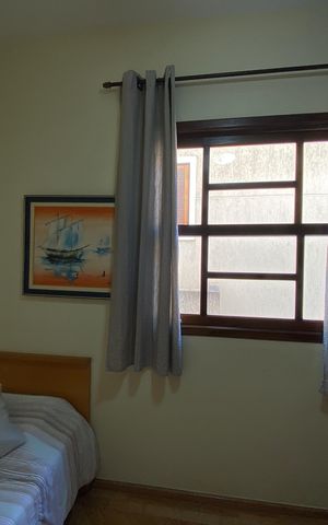 Casa à venda com 175m², 3 quartos e 4 vagas Casa à venda com 175m², 3 quartos e 4 vagasQuarto 2