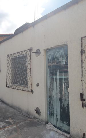 Casa à venda com 170m², 3 quartos e 6 vagasCasa 2 | Varanda