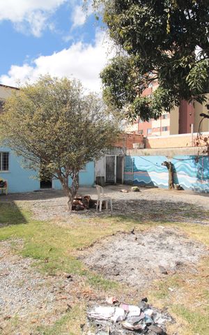 Casa à venda com 170m², 3 quartos e 6 vagasQuintal