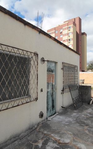 Casa à venda com 170m², 3 quartos e 6 vagasCasa 2 | Varanda