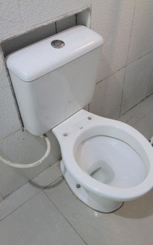 Casa à venda com 170m², 3 quartos e 6 vagasCasa 1 | Banheiro