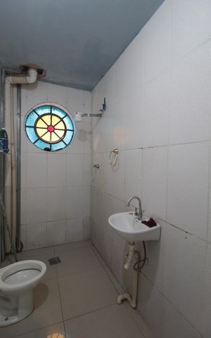 Casa à venda com 170m², 3 quartos e 6 vagasCasa 1 | Banheiro