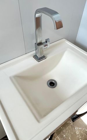 Apartamento à venda com 48m², 2 quartos e 1 vaga Apartamento à venda com 48m², 2 quartos e 1 vagaBanheiro
