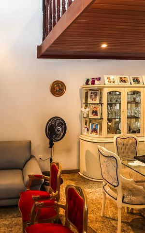 Casa para alugar com 200m², 3 quartos e 2 vagasSala