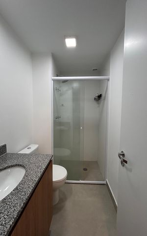 Apartamento à venda com 37m², 1 quarto e sem vaga Apartamento à venda com 37m², 1 quarto e sem vagaBanheiro social